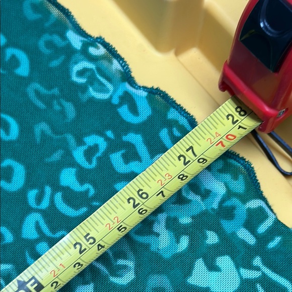 LOGO Layers Womens Green Animal Print Long Sleeve Stretch Blouse CASUAL Sz XL - Picture 11 of 11